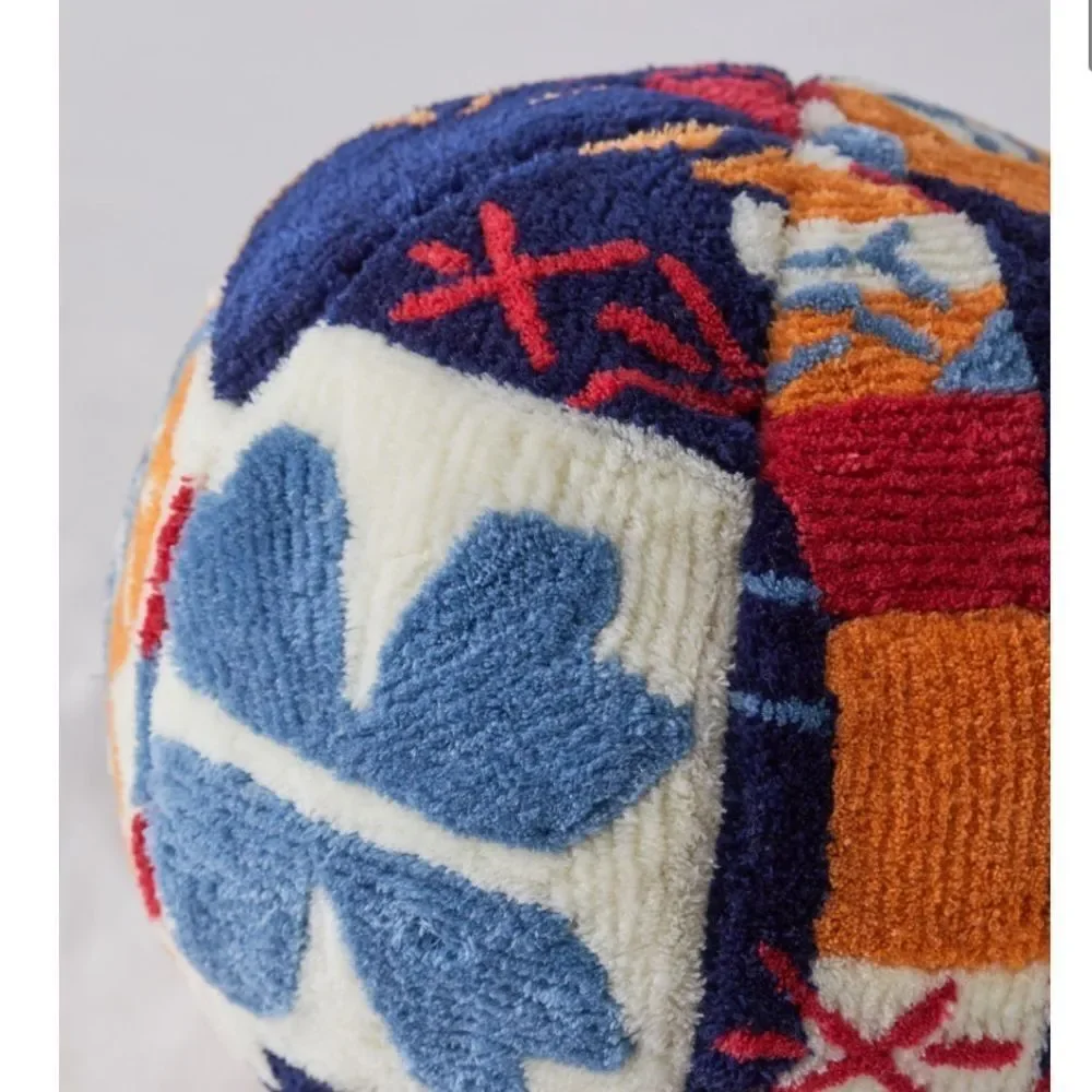 Urban Outfitters please note